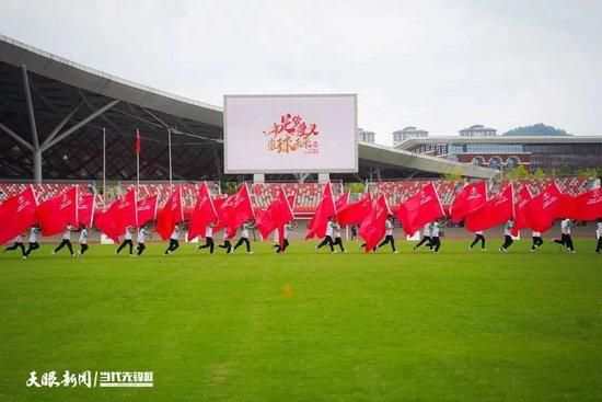 “曼联大约有3亿英镑的球员是价不符实的，也许曼联球迷会说他们还过得去。